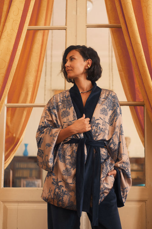 Shortened kimono Midnight Botanica