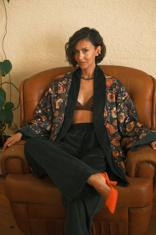 Shortened kimono Midnight Botanica