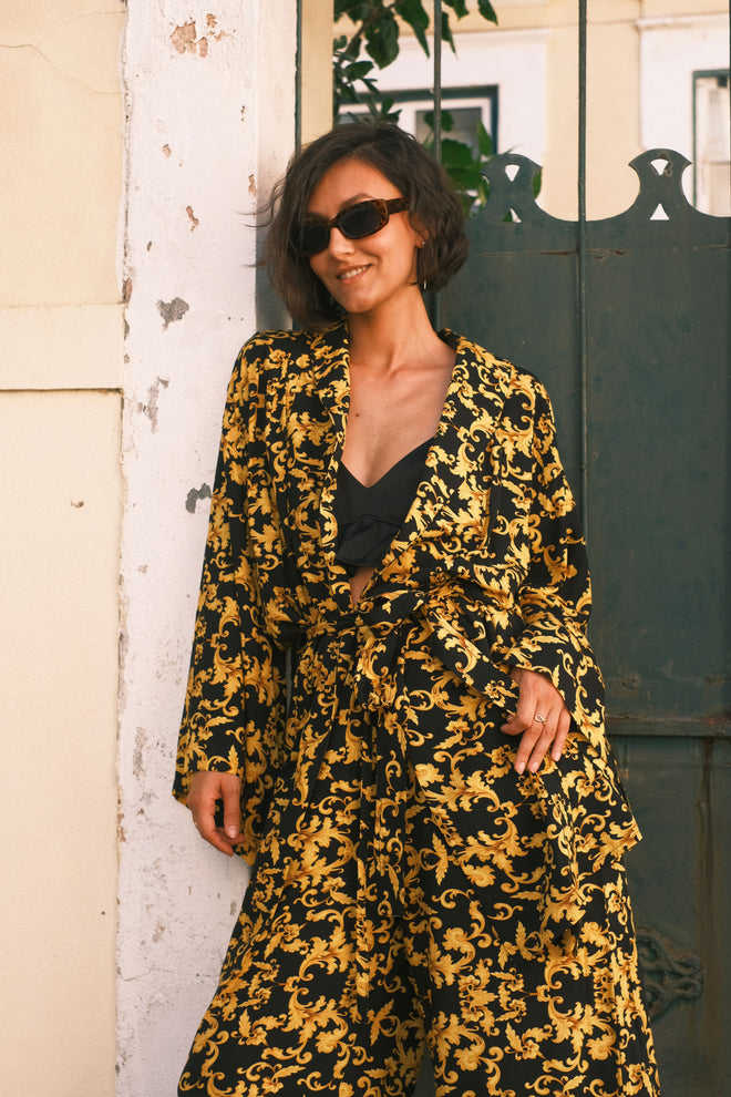 Shortened kimono Folk Petals