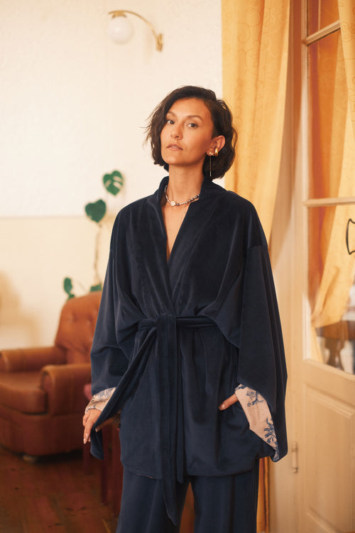 Shortened kimono Midnight Botanica