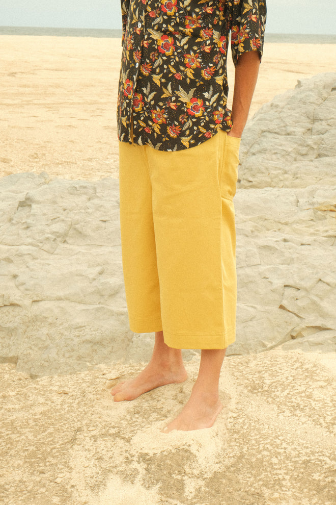 Sand denim shorts