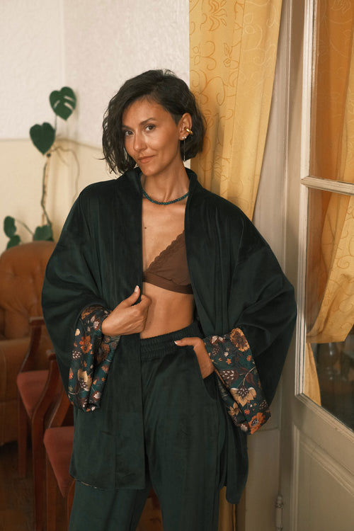 Shortened kimono Midnight Botanica