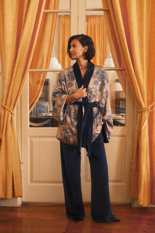 Shortened kimono Midnight Botanica