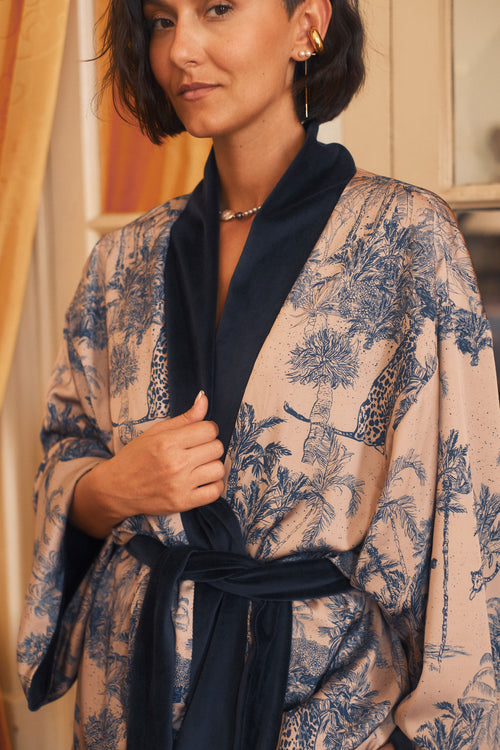 Shortened kimono Midnight Botanica